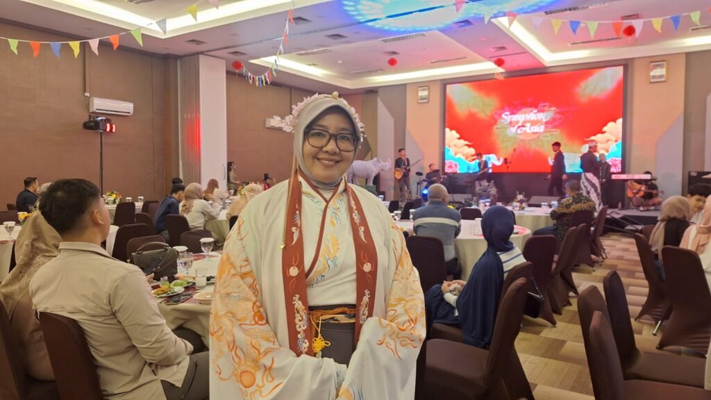 General Manager Horison TC-UPI Serang Yulia Sofia saat gala dinner malam Tahun Baru 2026.